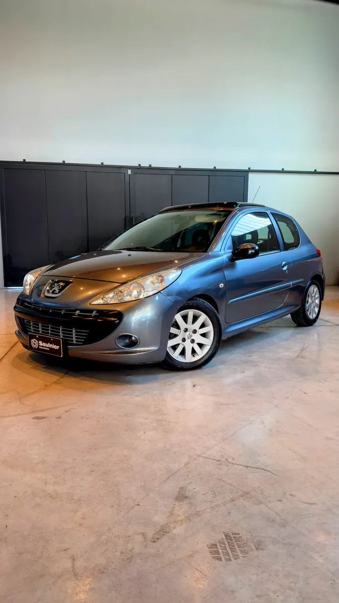 Peugeot 207 1.6 Xt
