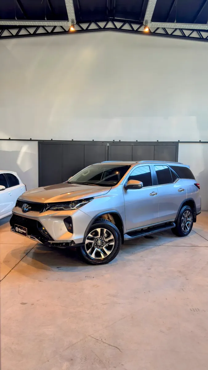 Toyota Hilux SW4 2.8 Srx 177cv 4x4 7as At