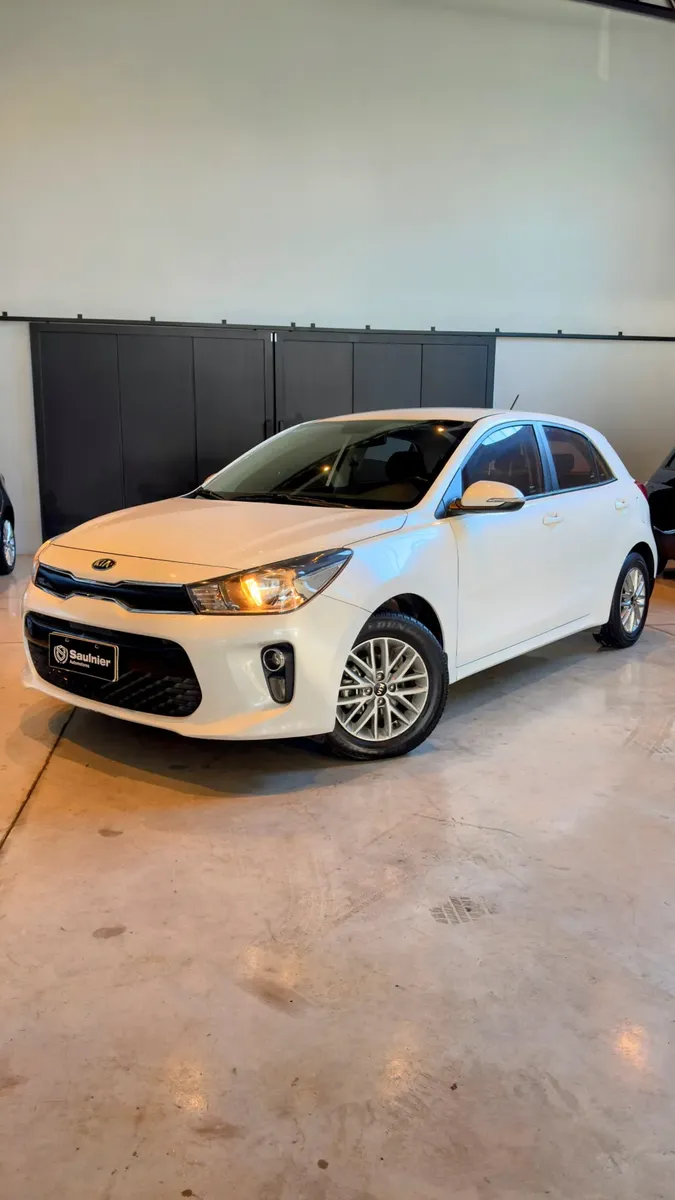 Kia Rio 1.6 Ex 4at