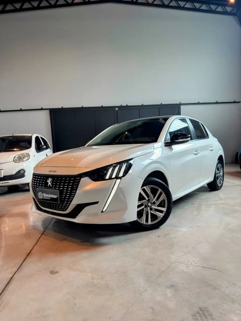 Peugeot 208 1.6 Feline Tiptronic